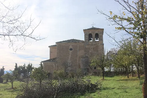 Iglesia de San Vitores, en Grajera (Segovia, España).