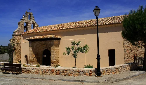 Iglesia de Nuestra Señora de la Asunción, en el municipio de Escopete,  Guadalajara, España.
