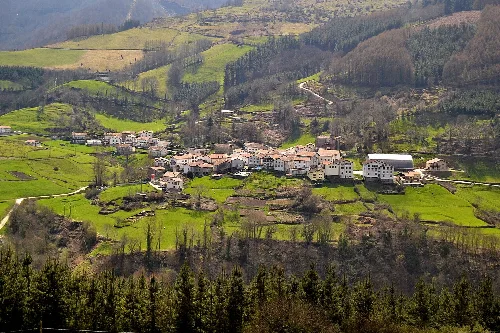 Eratsun. Malerreka, Nafarroa. Euskal Herria.
Eratsun. Malerreka, Navarre. Basque Country.