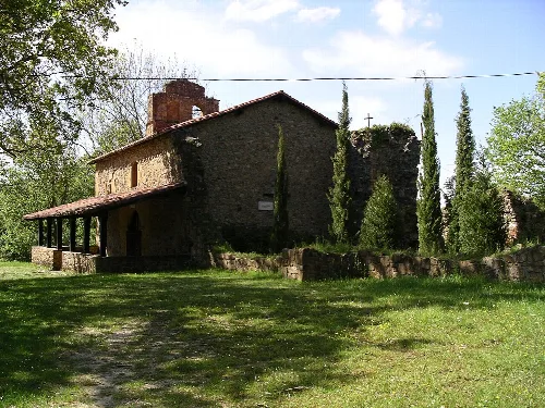 Ermita de Santiago de Loyzaga, barrio de Concejuelo (Galdames, Bizkaia).