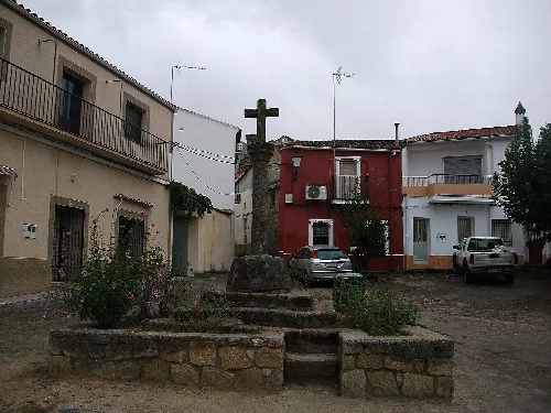 Steinkreuz auf dem Platz von Santa Cruz de la Sierra.