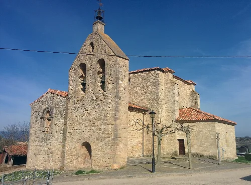Iglesia de San Julián y Santa Basilisa, en Bozoó (Burgos, España).