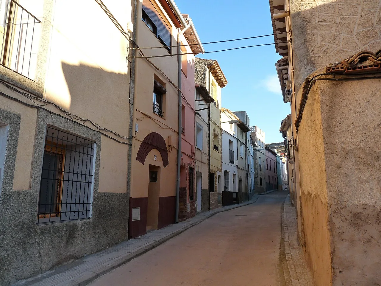 Moyuela - Calle Barrio Verde