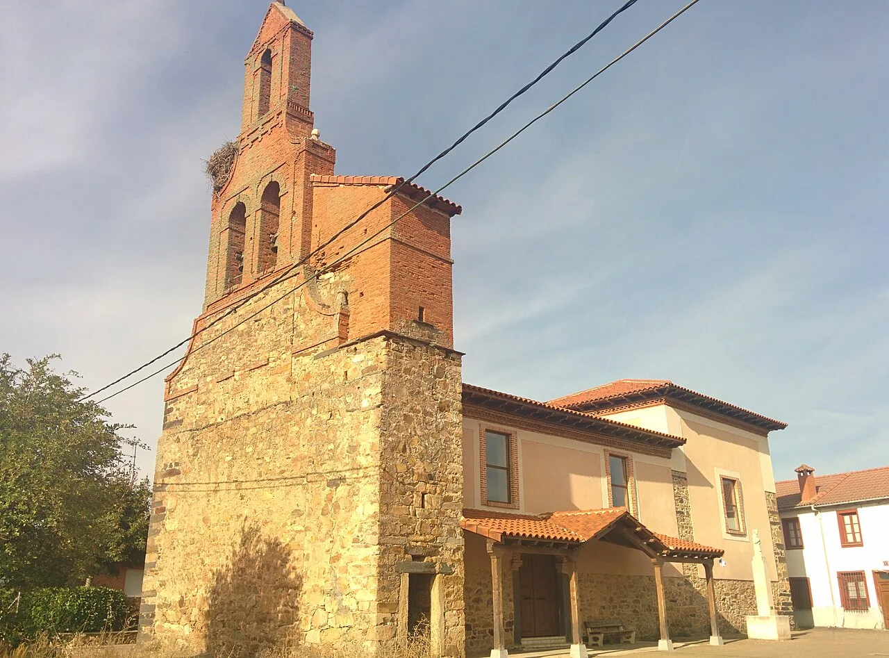 Iglesia de San Benito, Villamejil (León, España).