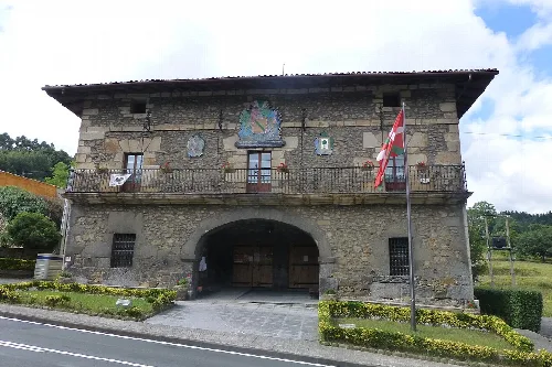 Casa consistorial de Arrankudiaga.