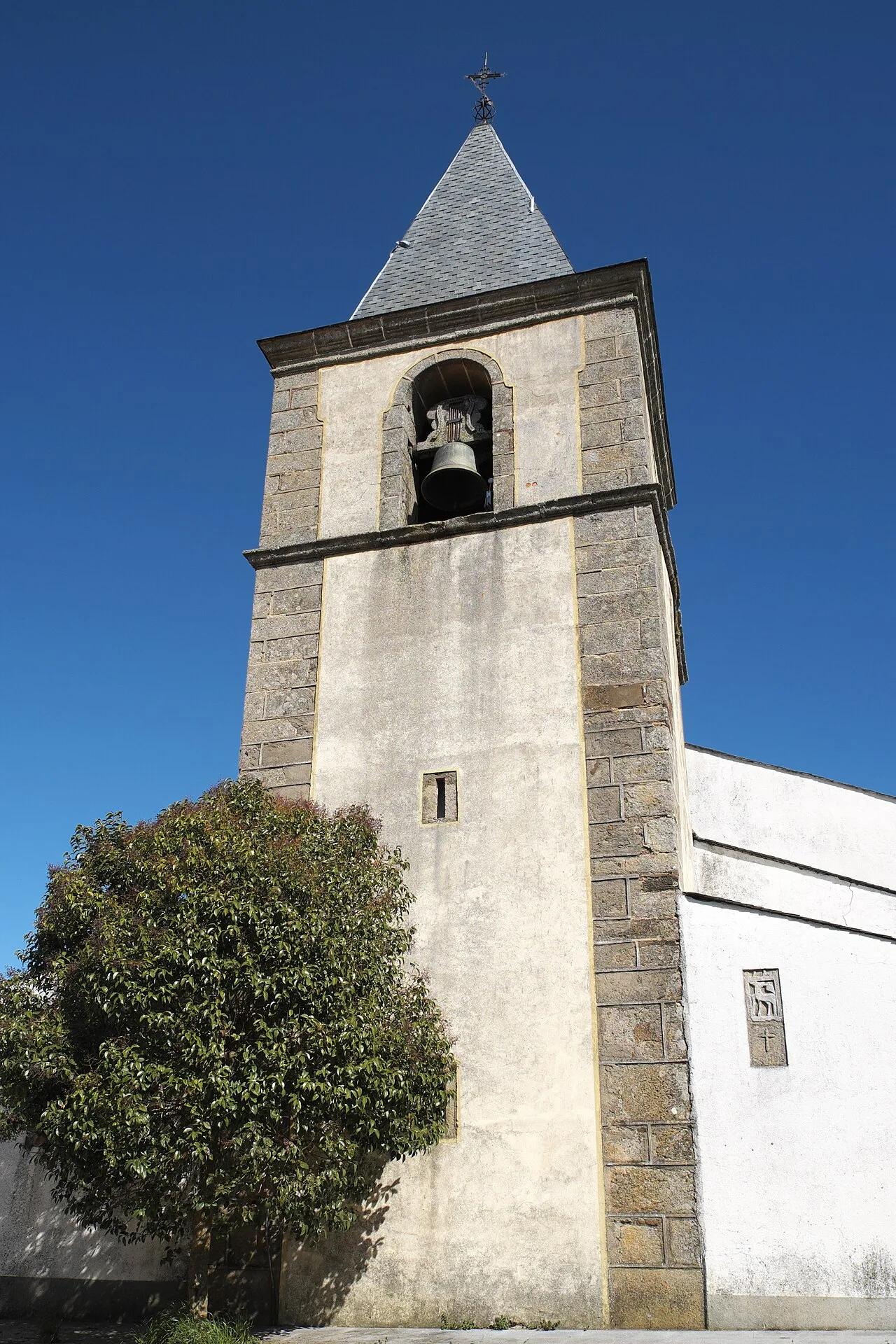 Katholische Pfarrkirche San Salvador in Rabanales in der Provinz Zamora (Kastilien-León/Spanien)