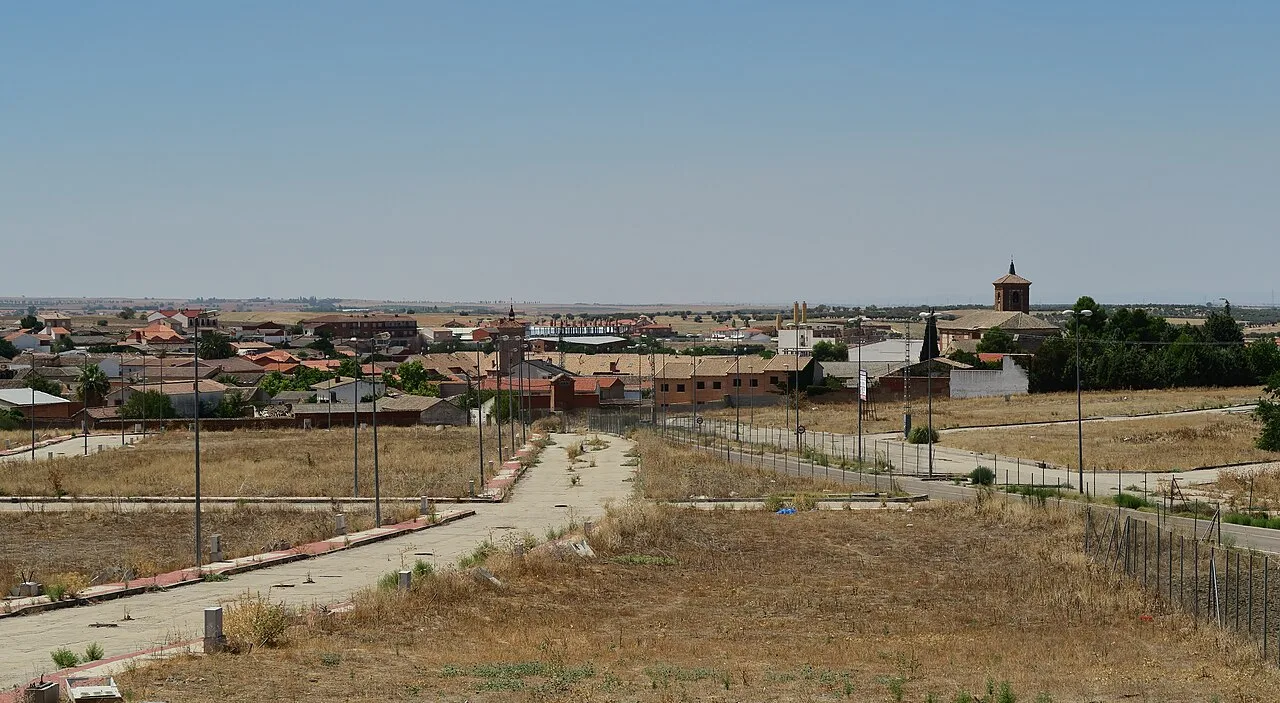 Santo Domingo-Caudilla, vista de la población desde TO-1332
