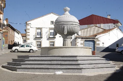 Fuente de La Carrera, en Ávila, España.