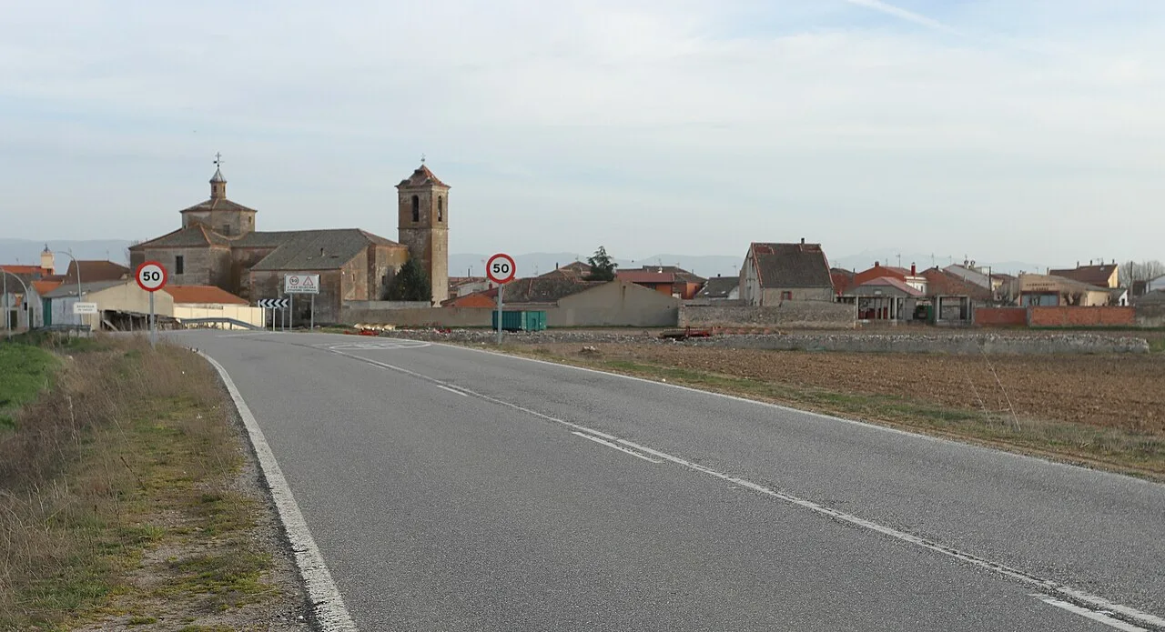 Sauquillo de Cabezas, vista de población desde SG-222