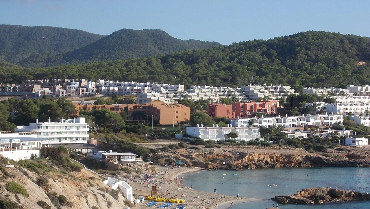 Plaça la Mar, 7, 07829 Sant Josep de sa Talaia, Illes Balears, Spain