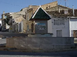 Fountain with altarpieces in Venta del Moro, Valencia.