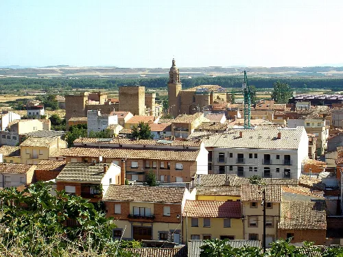 View of buildings and a church in Agoncillo, La Rioja.