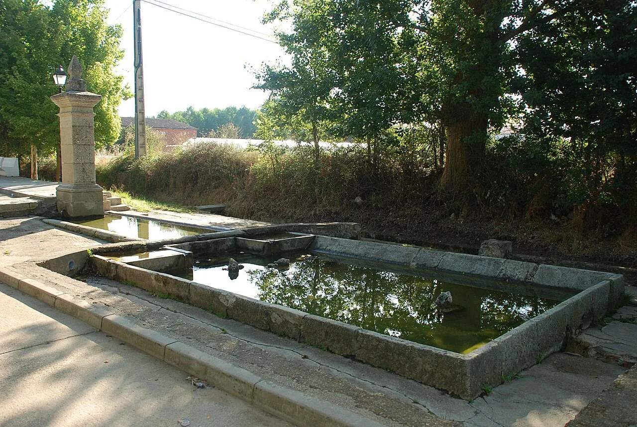 Fountain known as "El pilón" of Villanuño de Valdavia (Palencia, Castile and León).