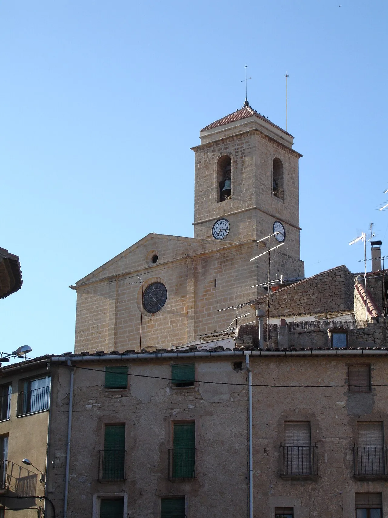 Iglesia de San Miguel, en Els Omellons (Lérida, España)