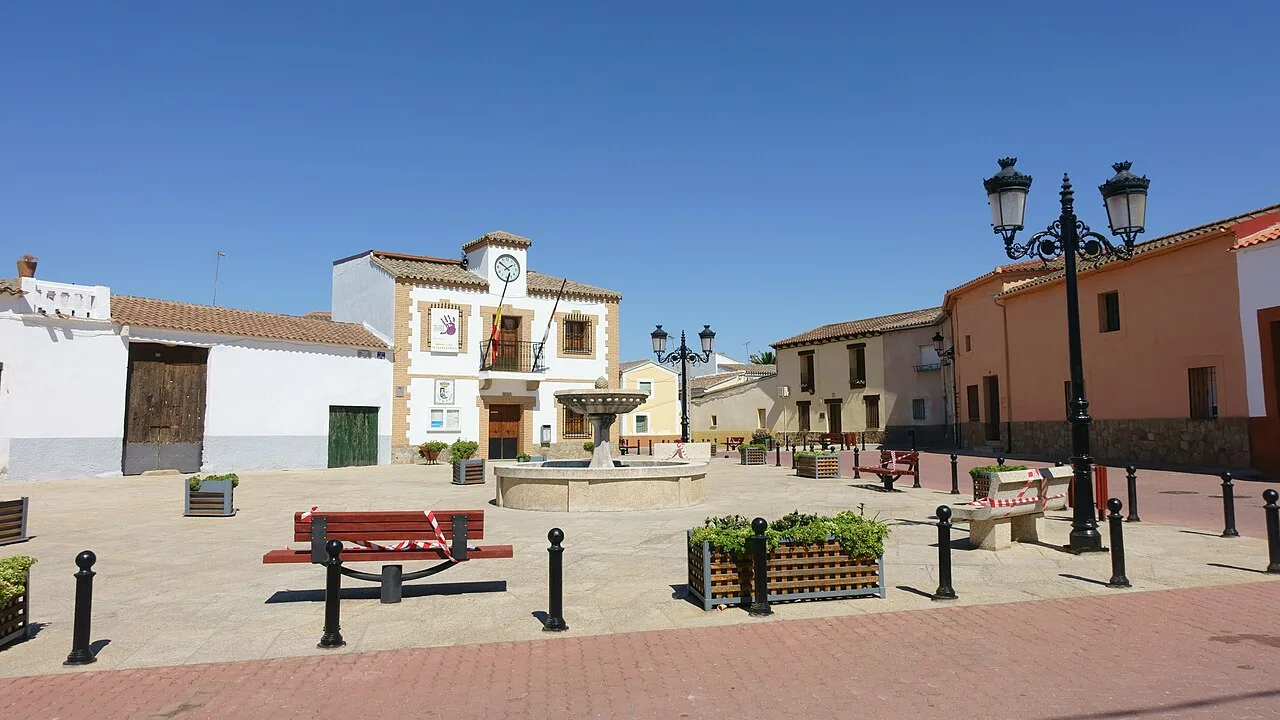 Casa consistorial de Azután (Toledo, España).