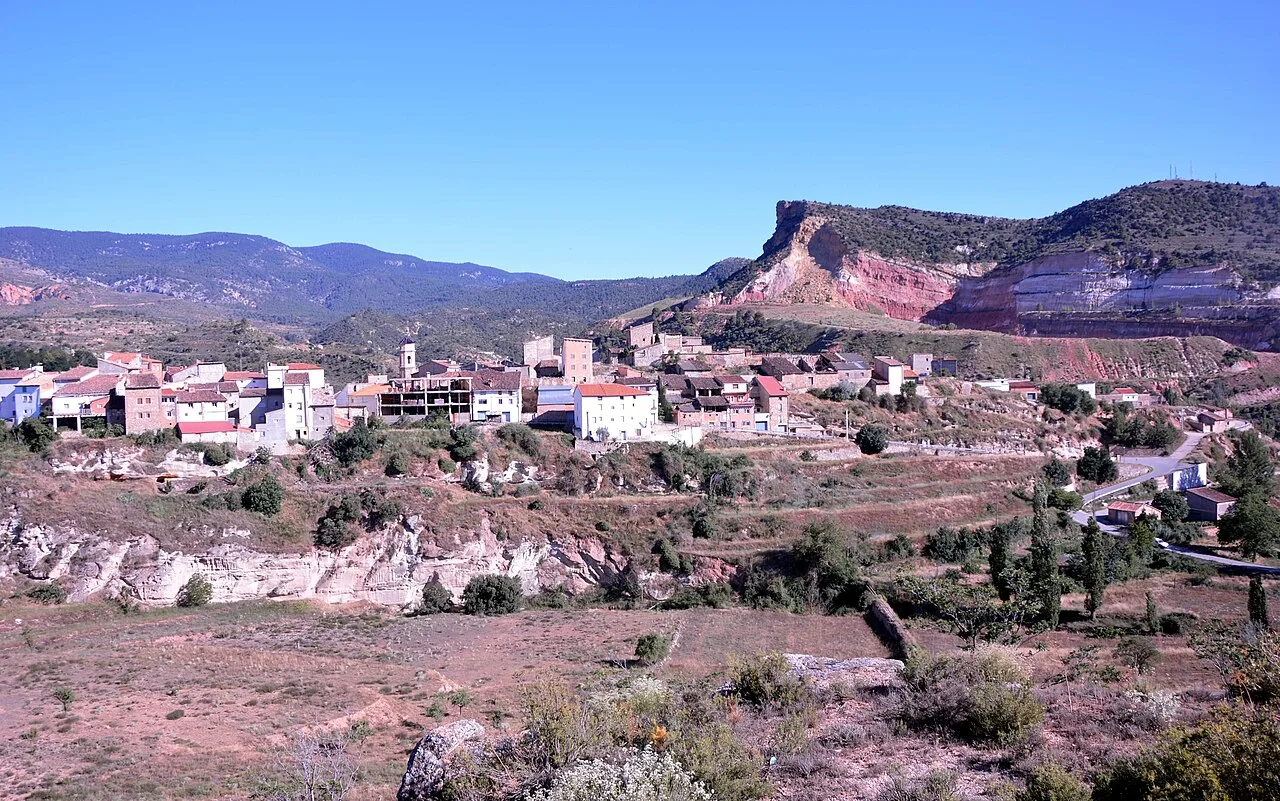 Houses and mountains in Riodeva, Teruel.
