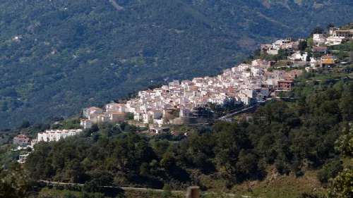 Blick auf Jubrique und Algatocín in der Serranía de Ronda, Málaga.