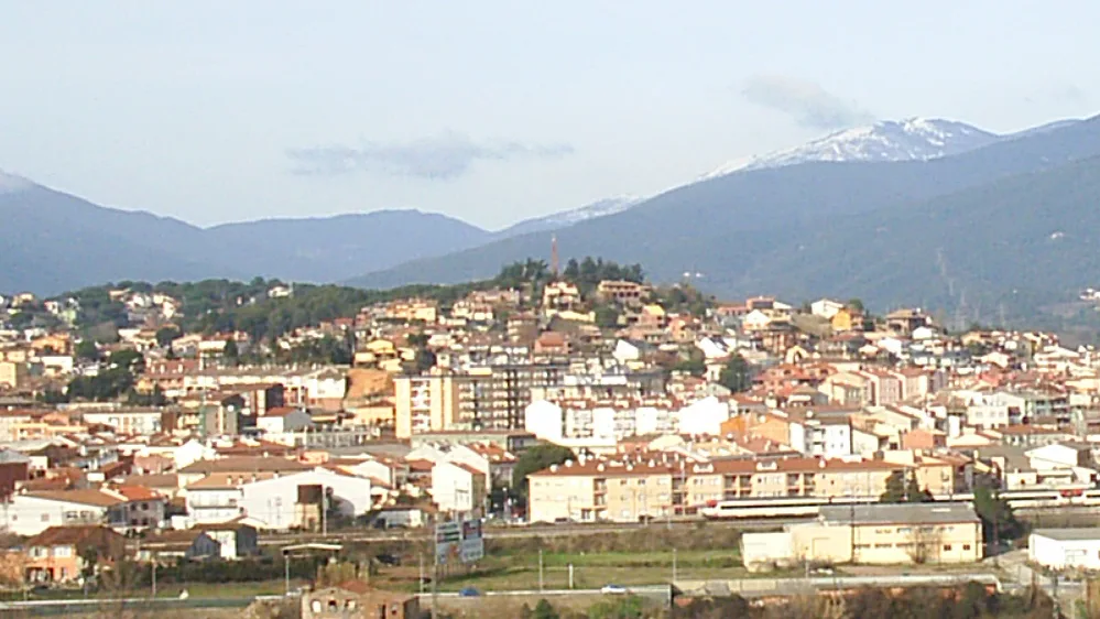 View of Sant Celoni with Puig de Bellver and Montseny in the background.