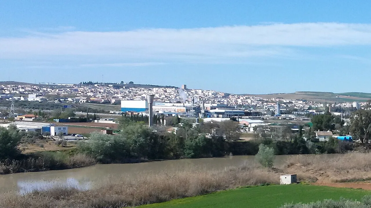 Vista de Mengíbar y del río Guadalquivir.