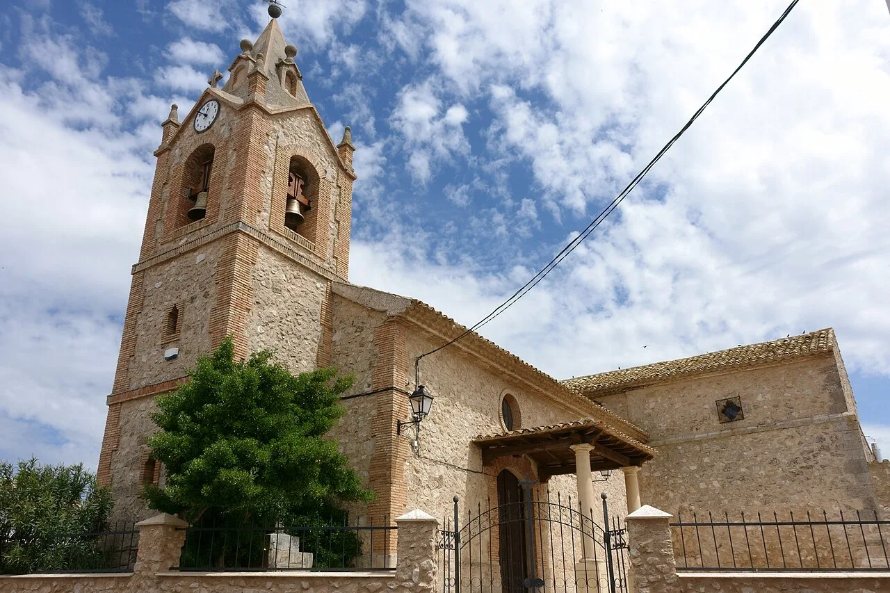 Iglesia de Nuestra Señora de la Asunción, en Carrascosa de Haro (Cuenca, España).
