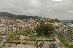 Vista de la ciudad de Redondela desde el viaduto del tren