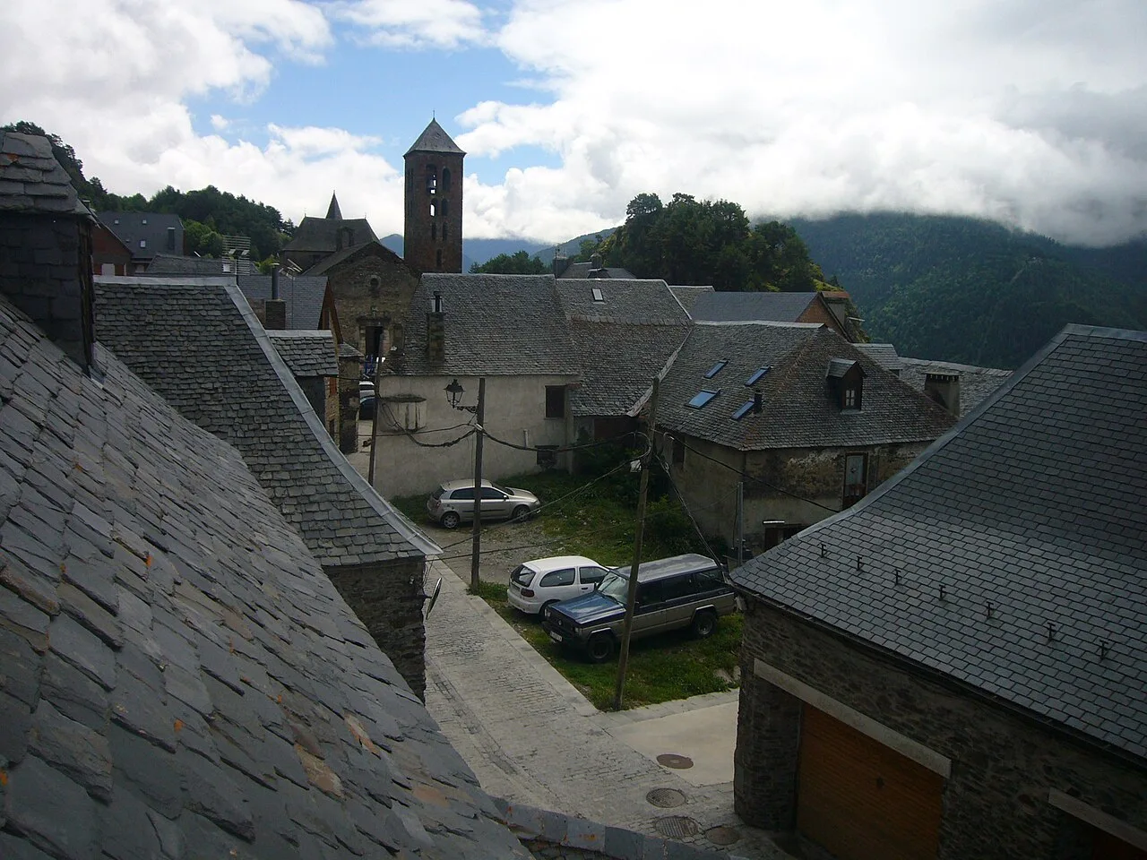 Vilamòs houses