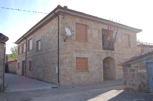 Casa consistorial de Cascajares de la Sierra