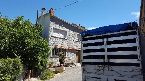 Carnicería en Navalacruz, AV, España