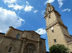 Fachadas de edificios antiguos en Santo Domingo de la Calzada.