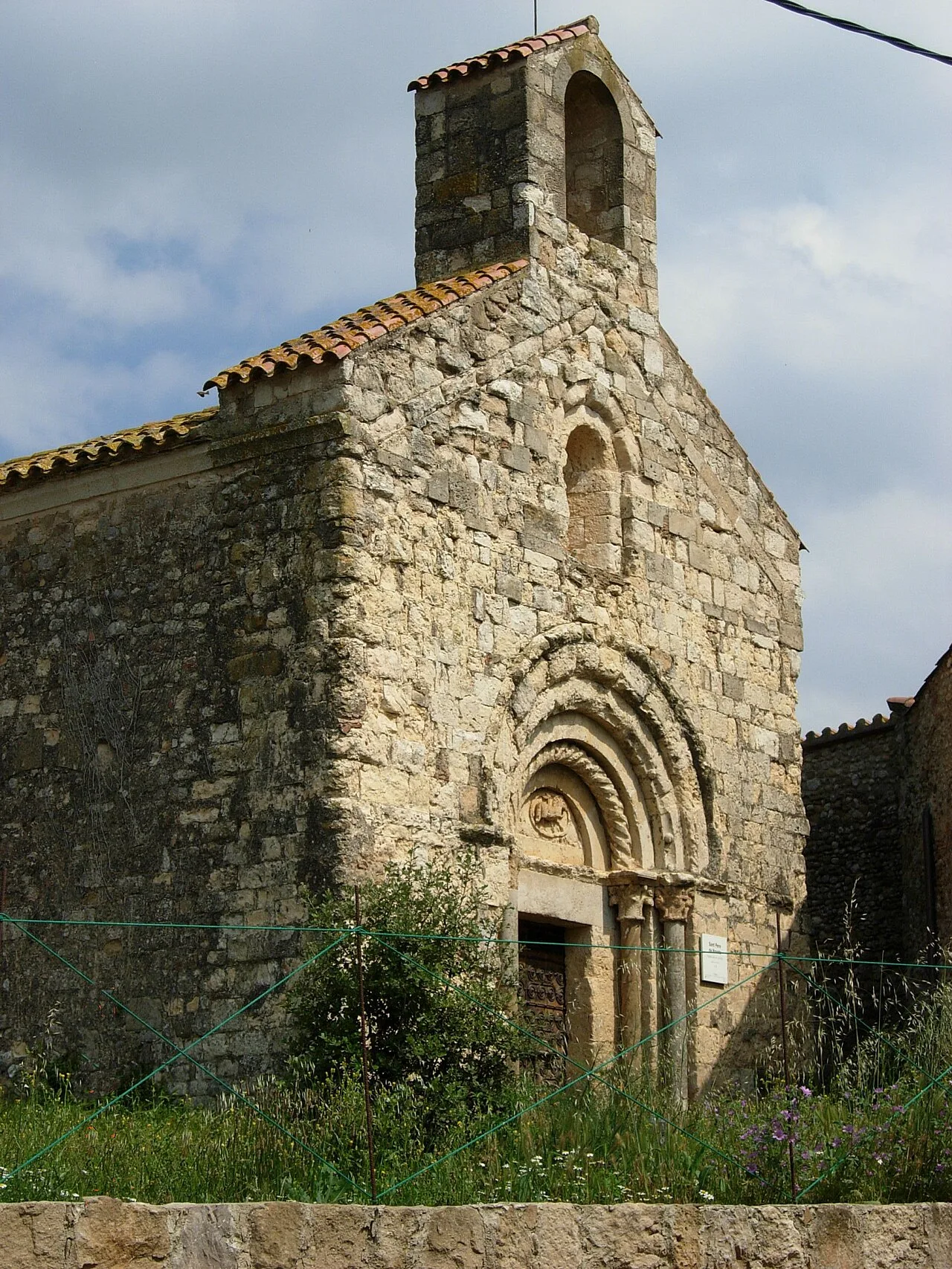 façada de l'esglèsia vella de can Miró