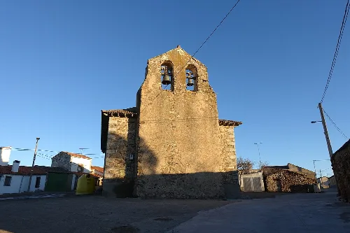 Iglesia de Santo Tomás Apóstol, Berrocal de Huebra (Salamanca, España).