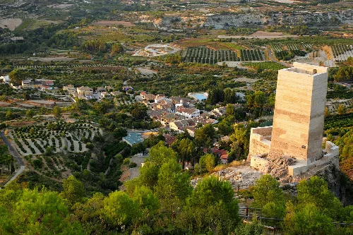 Vista de la cara norte del castillo de Carrícola