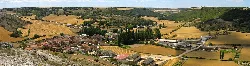 Landscape with houses, fields, and hills in Corrales de Duero.