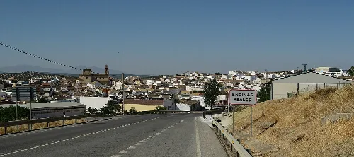 Encinas Reales, desde la N-331