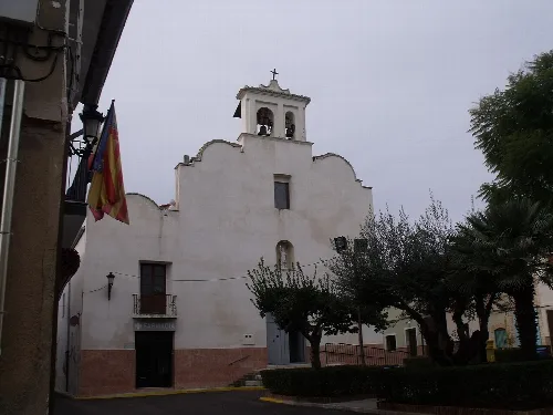 Exterior de la Iglesia Parroquial de San Juan Bautista en Vallés.