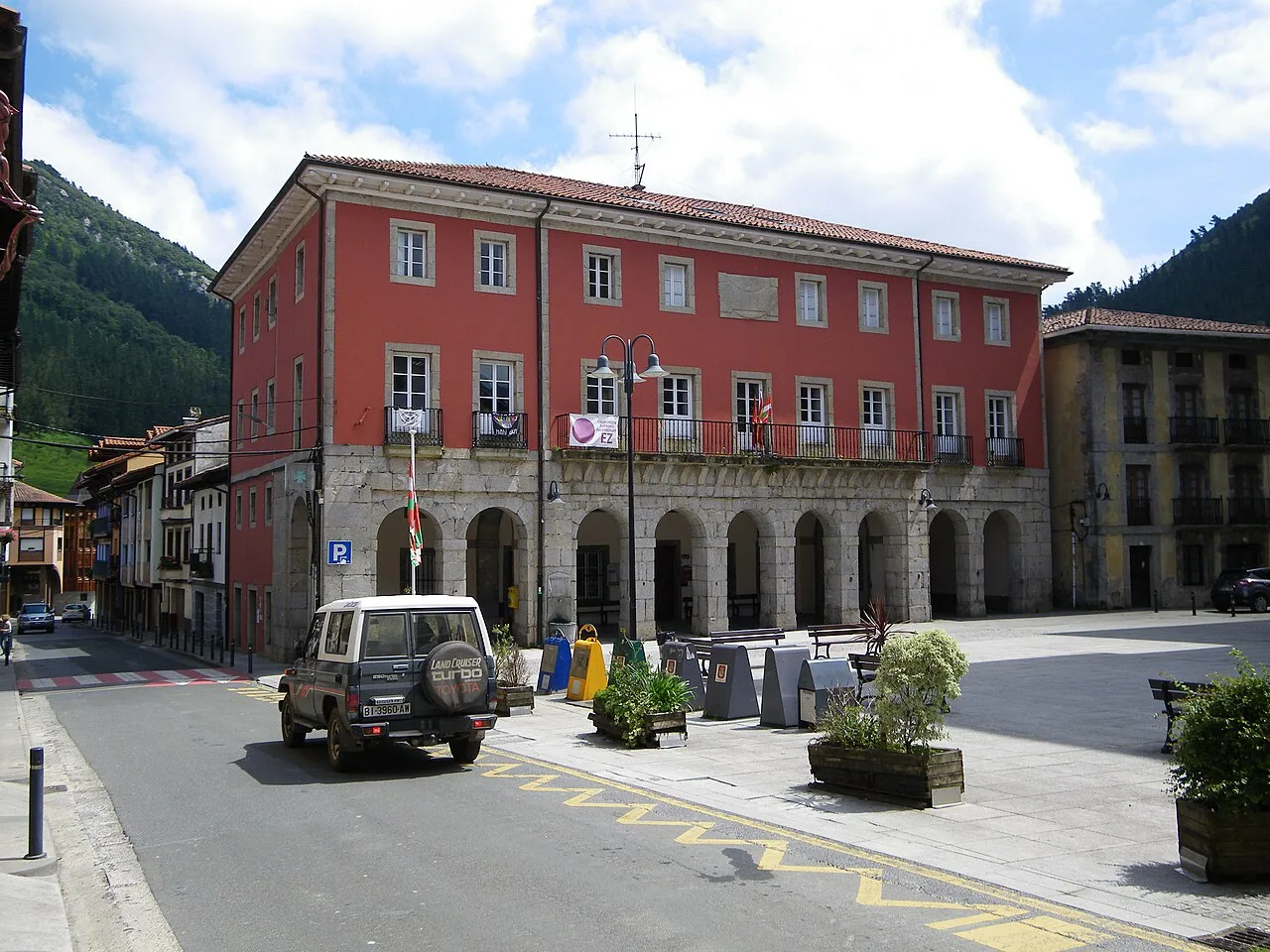 Town hall of Aulesti, Donibane enparantza, Aulesti, Lea-Artibai, Biscay, Basque Country.