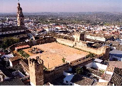 Aerial view of Bujalance castle with walls and central courtyard.