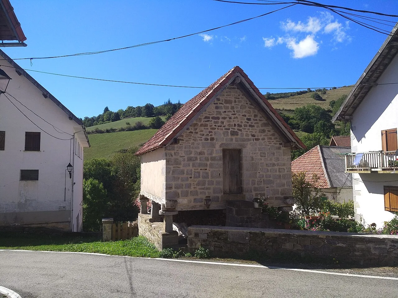 Casa Apat (Aria)