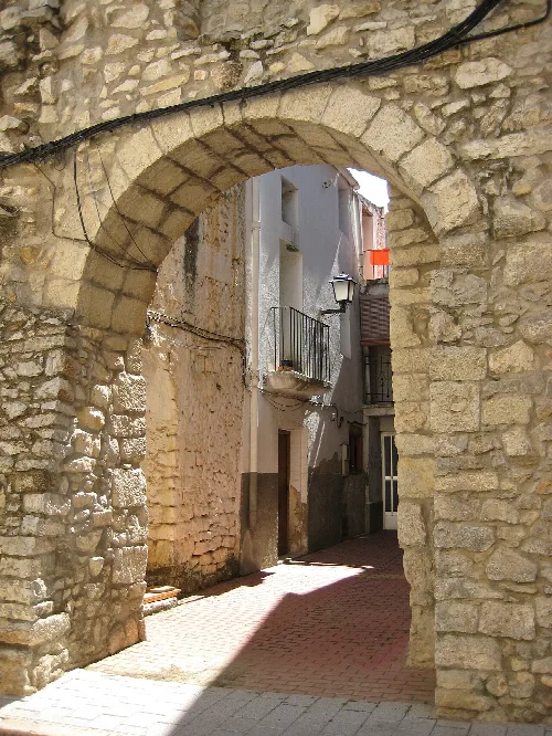 Stone arch in Salsadella, Castellón, part of the portal.