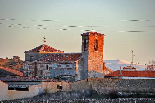 Gajates es un municipio de la comarca Tierra de Alba, en la provincia de Salamanca.