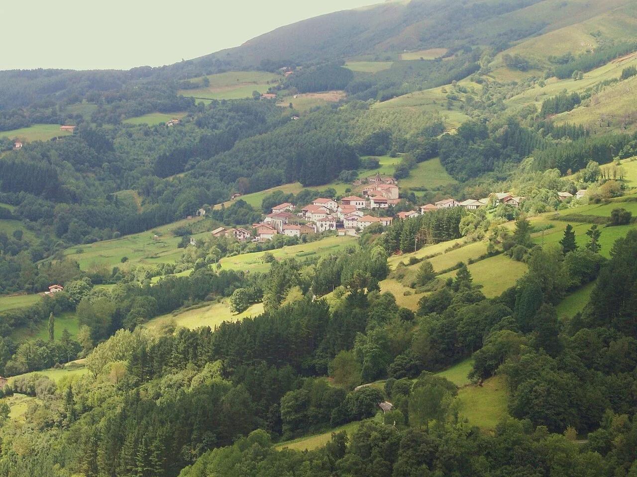 Ezkurra. Malerreka, Nafarroa. Euskal Herria - Ezkurra. Malerreka, Navarre. Basque Country