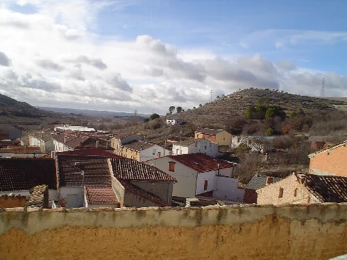 Vista del pueblo de Piñel de Arriba (Valladolid) desde el atrio de su iglesia.