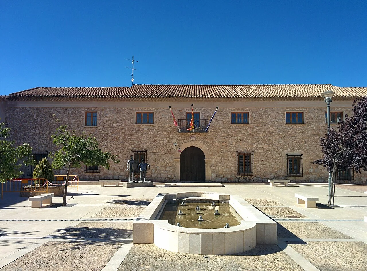 Ayuntamiento de El Pedernoso (Cuenca, España).