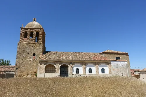 Iglesia de San Nicolás de Bari, Villagómez la Nueva (Valladolid, España).