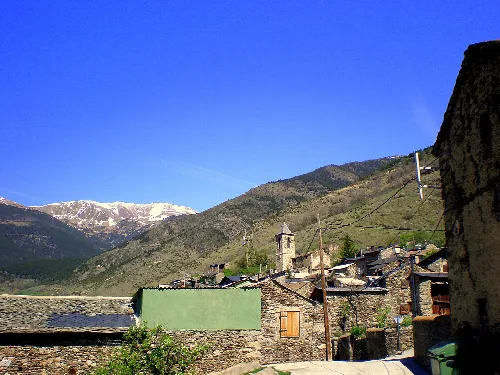 MERANGES - Vista del poble