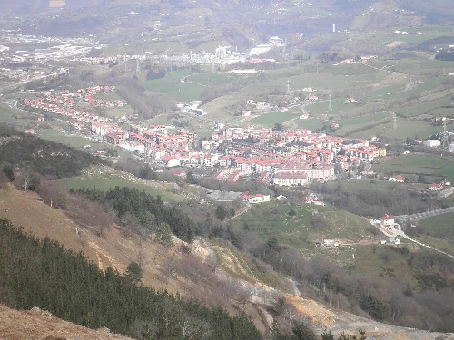 Urnieta form Buruntza mountain.