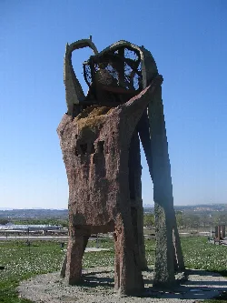 Stone and metal sculpture in the Parque de la Memoria of Sartaguda.