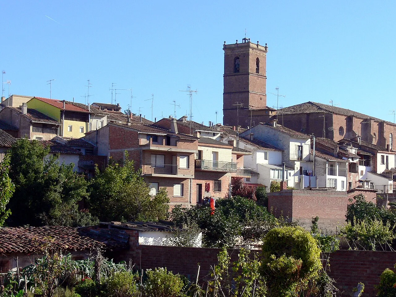 Vista de Arenzana de Abajo en La Rioja (España).