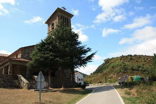 Herri kaxkoaren sarrera.
