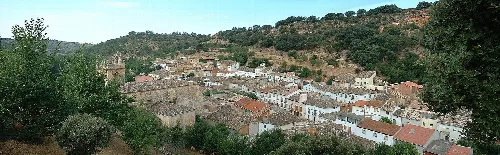 Panoramic view of Yélamos de Arriba from the cemetery.